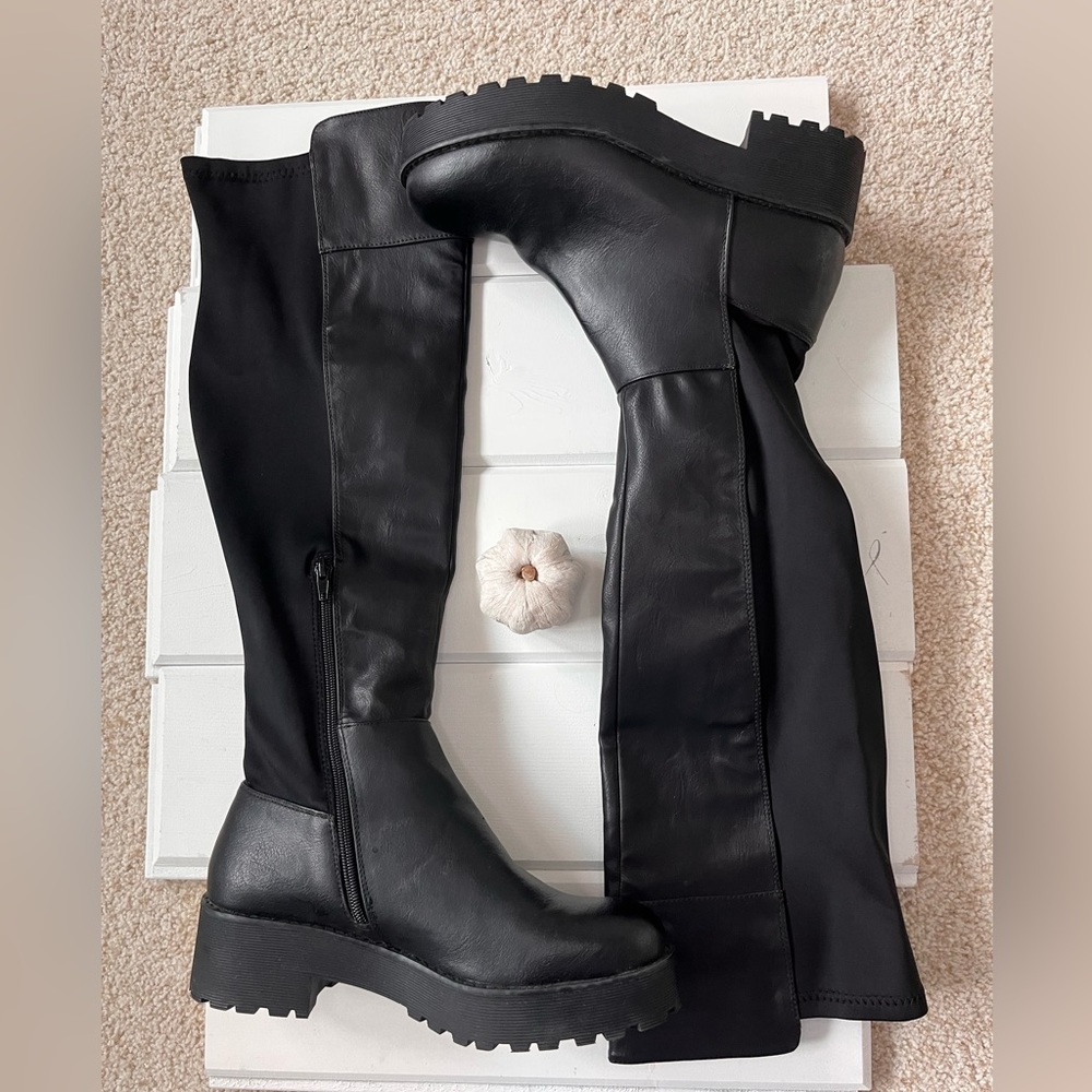 Dirty Laundry black leather boots